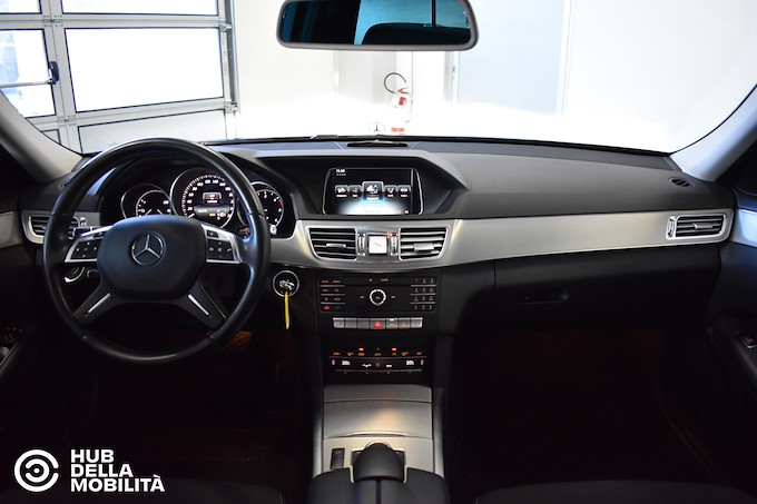 MERCEDES-BENZ E 200 BlueTEC Automatic Business